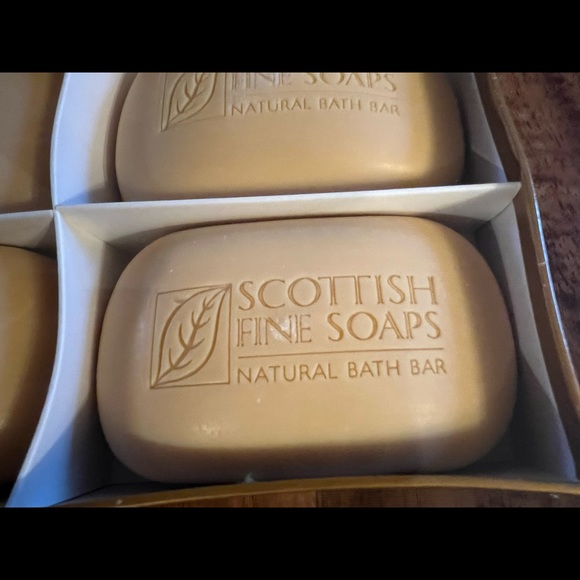 Scottish Fine Soaps HONEY Vintage Pure Vegetable Bar Soap Box Set Made Scotland - Picture 2 of 6